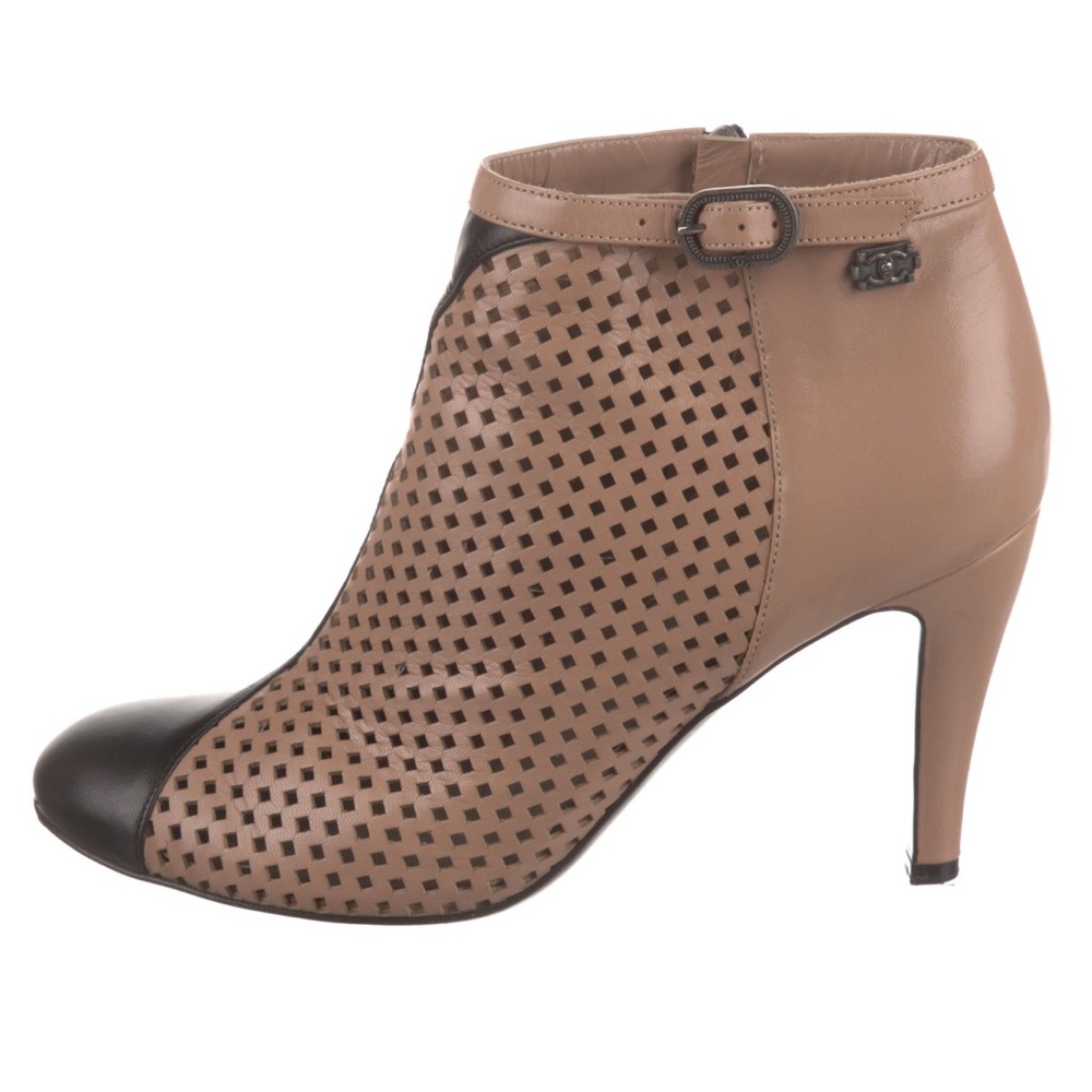 CHANEL Ankle Boots - black & tan lamb skin - Picture 6 of 7